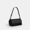 Andre Barrel Bag 24 van Signature Canvas
