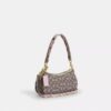 Ashton-schoudertas in kenmerkend jacquard