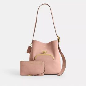 Bleecker-bucketbag met Kisslock