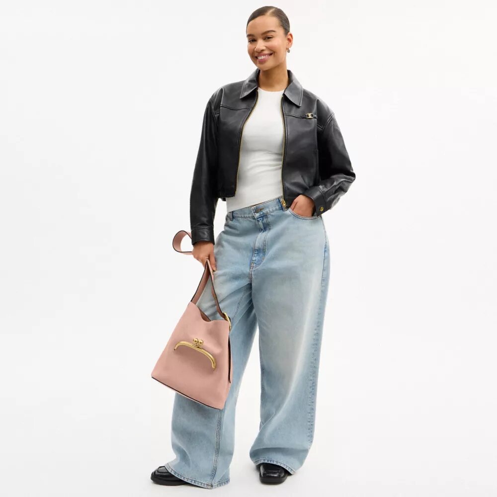Bleecker-bucketbag met Kisslock