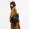 Bleecker-bucketbag met Kisslock