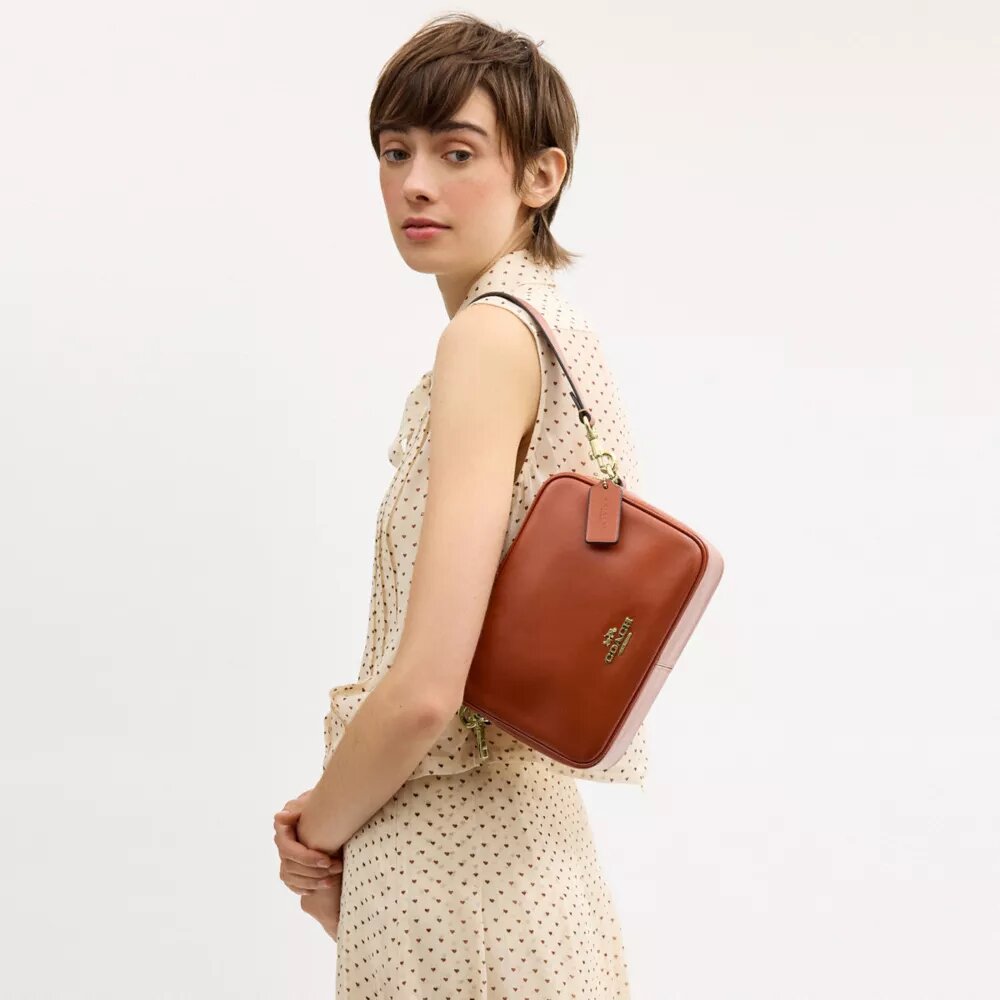 Carey-crossbodytas