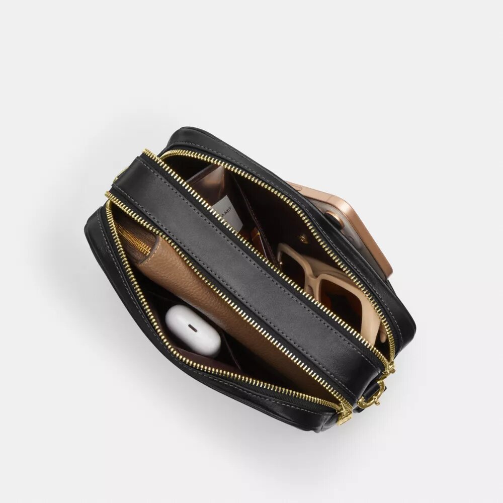 Carey-crossbodytas