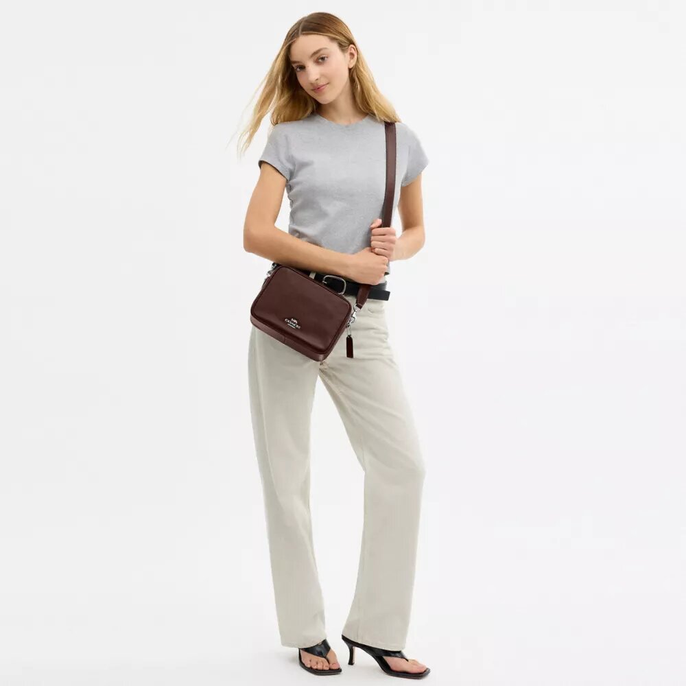 Carey-crossbodytas