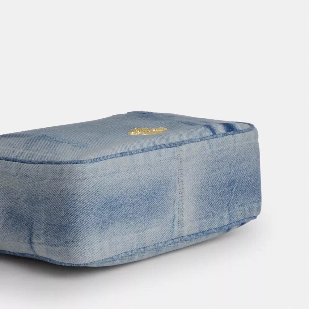 Carey-crossbodytas in 'Loved Denim' met bedels