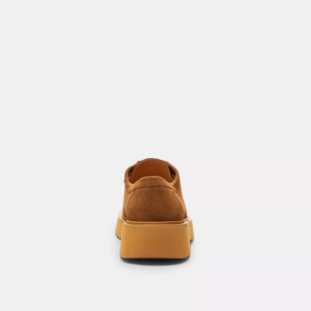 Chukka boots