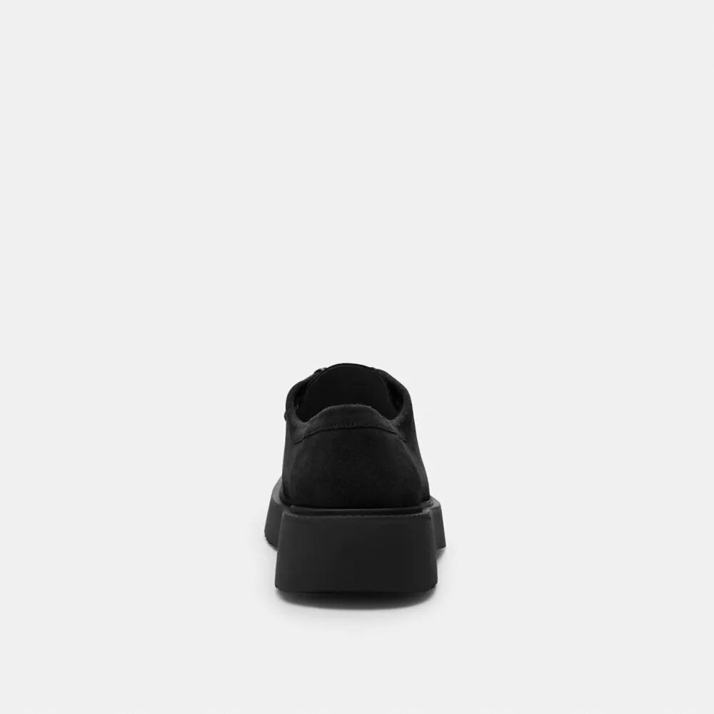 Chukka boots