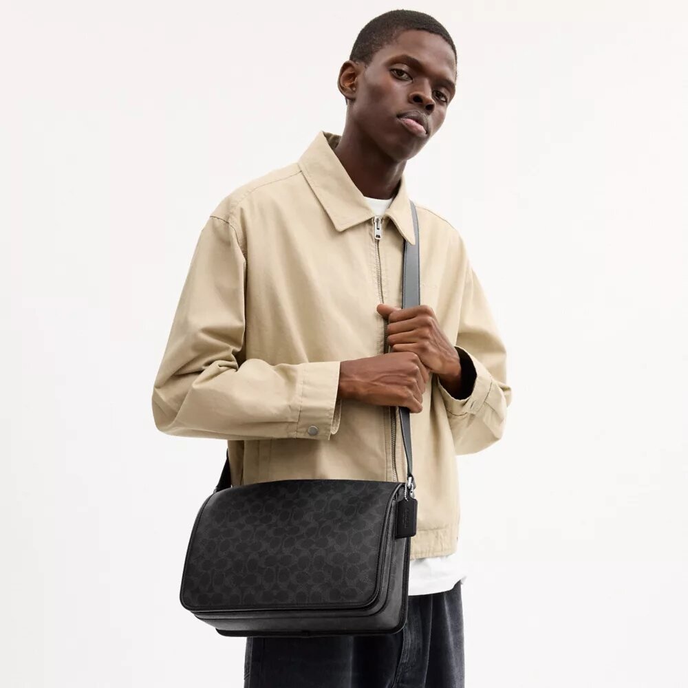 Colby-messengertas 32 in Signature Canvas