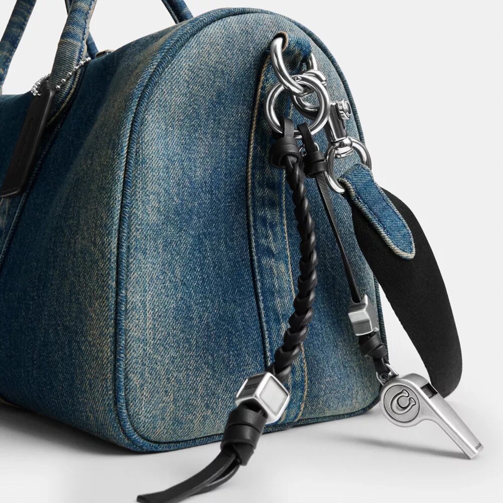 Compass-tas 35 van regeneratief katoendenim met bedels