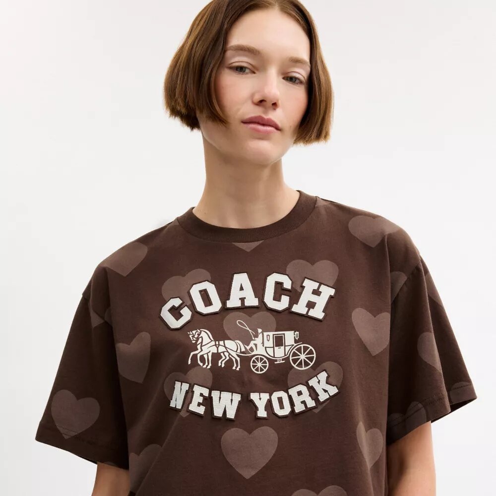 Cropped T-shirt met hartjesprint van Horse and Carriage, van biologisch katoen