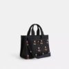 Disney X Coach Cargo-tote bag 26 met Mickey Mouse van regeneratief katoenen canvas