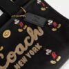 Disney X Coach Cargo-tote bag 26 met Mickey Mouse van regeneratief katoenen canvas