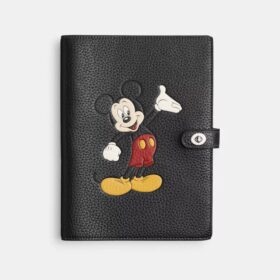 Disney X Coach-notitieboekje van regeneratief leer met Mickey Mouse