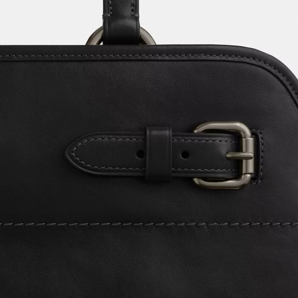 Easton Tote bags