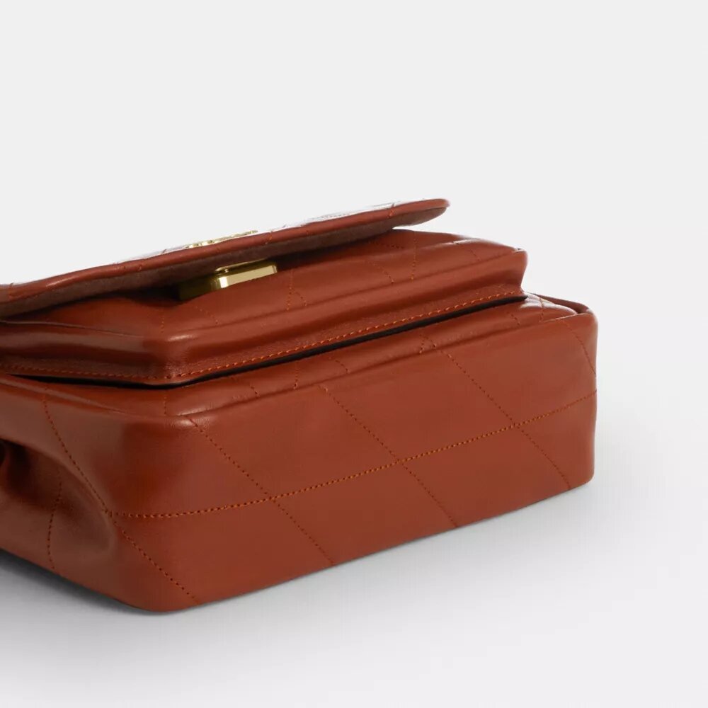Elodie-crossbodytas 18 met doorgestikt patroon