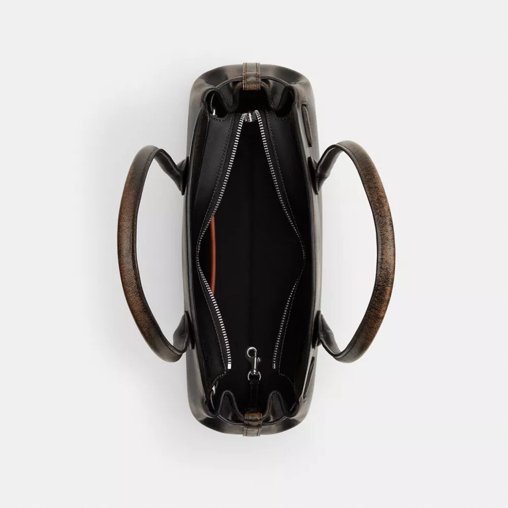 Empire Carryall-tassen 34 in 'Loved Leather'