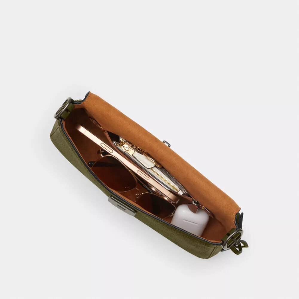 Etta kleine Schoudertasche mit Klep