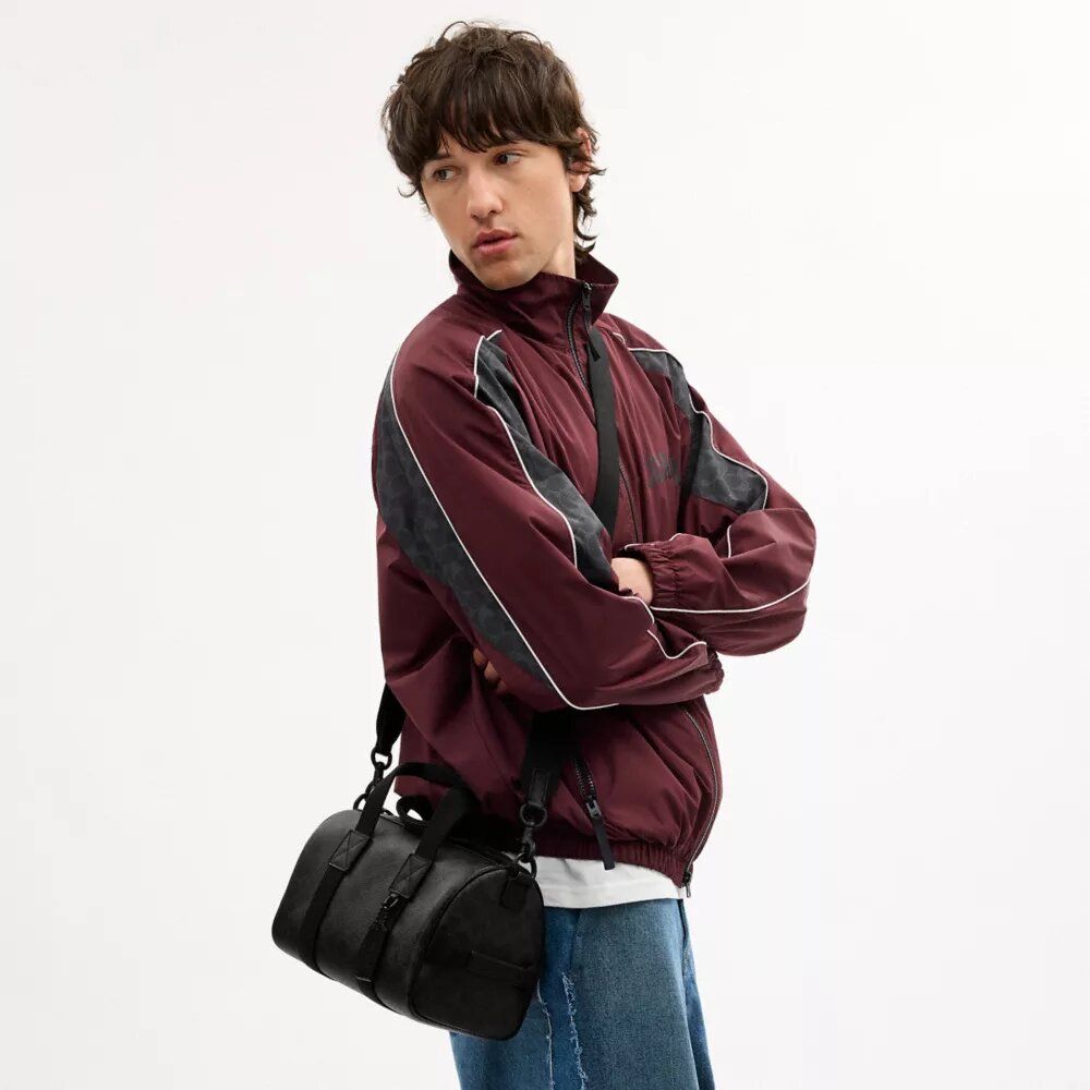 Explorer Duffle Bag 28 inch Signature Canvas