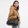 Finn-crossbodytas met vakken van het geliefde Signature Canvas