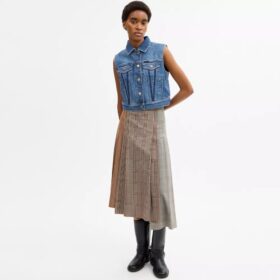 Gilet van gekrompen denim in werkstijl