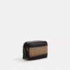 Graham-crossbodytas van Signature Canvas