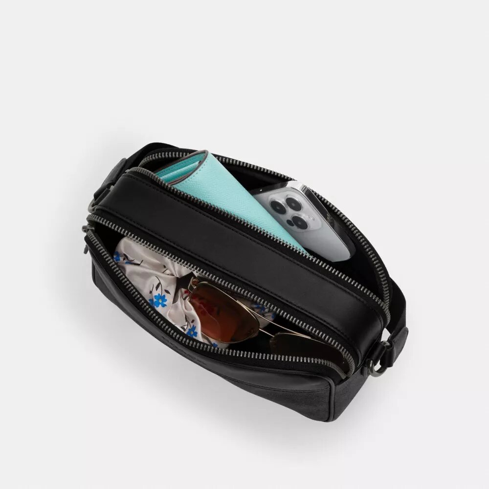Graham-crossbodytas van Signature Canvas