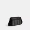 Graham-crossbodytas van Signature Canvas met strepen