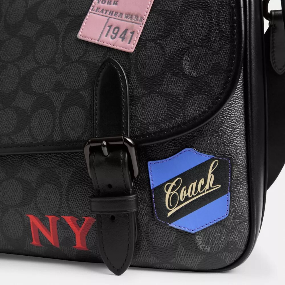 Hitch-messengertas van Signature Canvas met patches