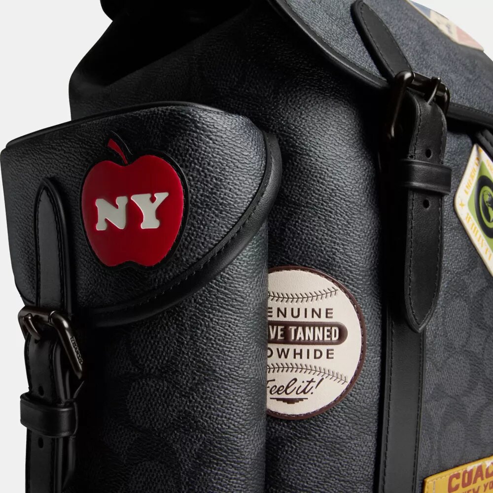 Hitch-rugzak van Signature Canvas met patches