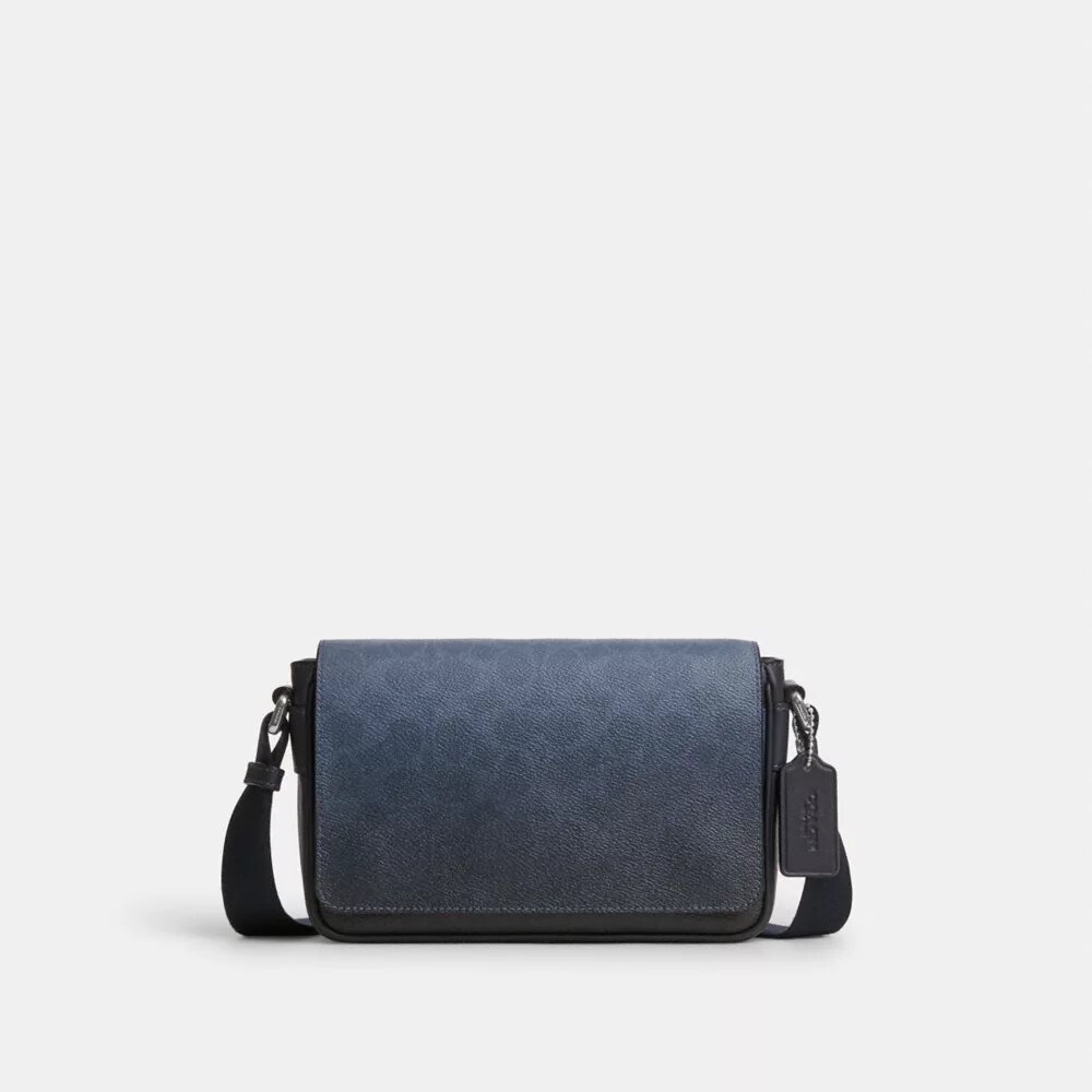 Jack kleine crossbodytas met klep van Ombre Signature Canvas