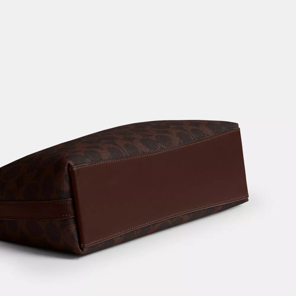 Juliet-schoudertas 25 in Signature Canvas