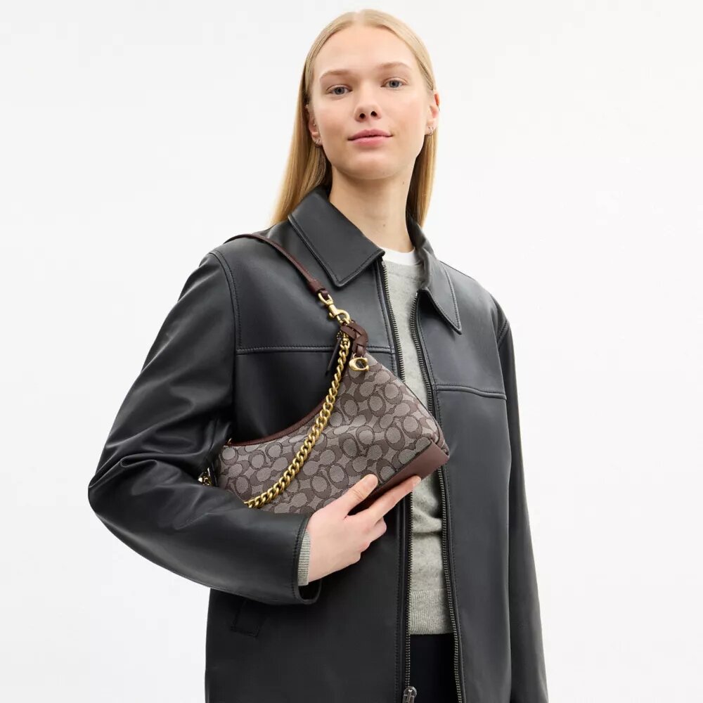 Juliet-schoudertas 25 in Signature Jacquard