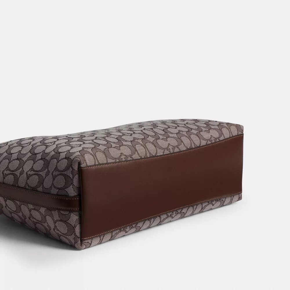 Juliet-schoudertas 38 in kenmerkend jacquard
