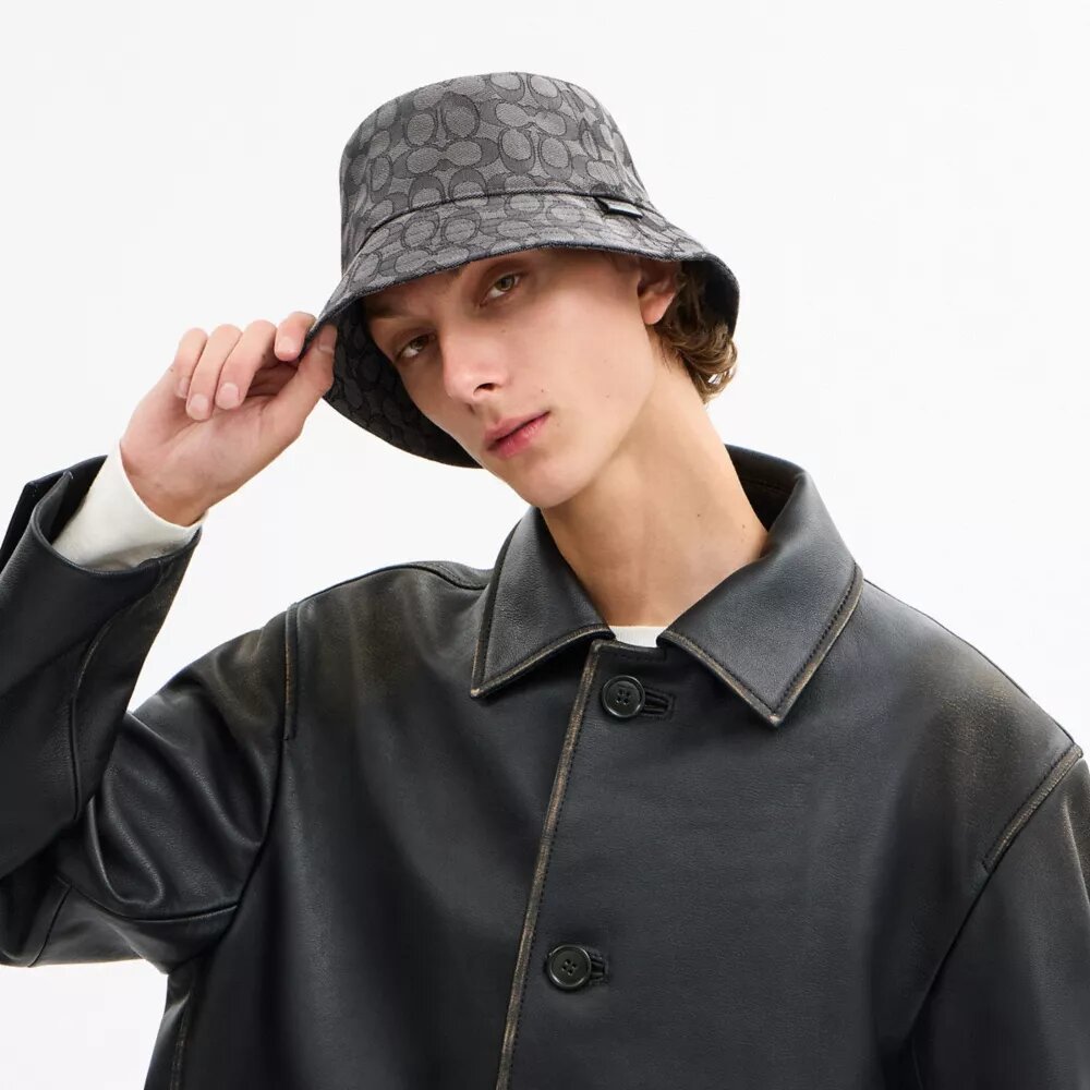 Kenmerkende jacquard-buckethoed