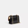 Klare crossbodytas van kenmerkend leer