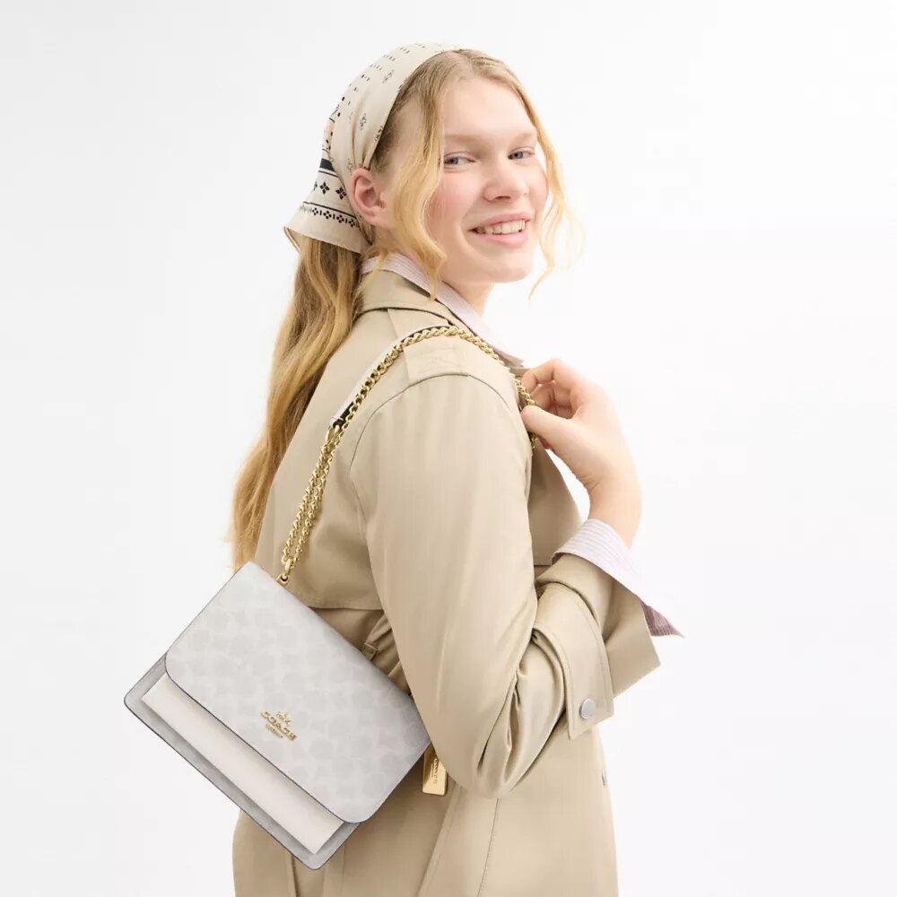 Klare-crossbodytas van Signature Canvas