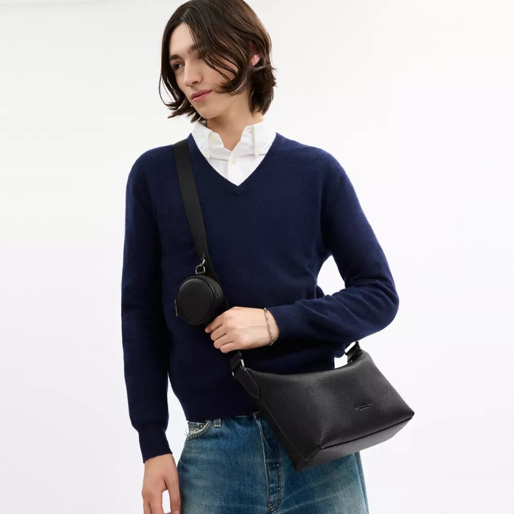Kleine Finn-crossbodytas met zakje