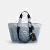 Kleine 'Tour'-Tote bag van 'Loved Denim' met bedels
