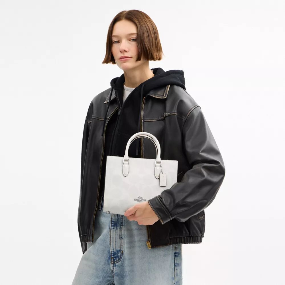 Maggie kleine Tote bag van Signature Canvas