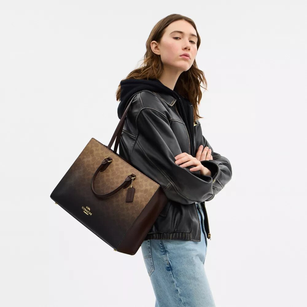 Maggie Tote bag van Ombre Signature Canvas