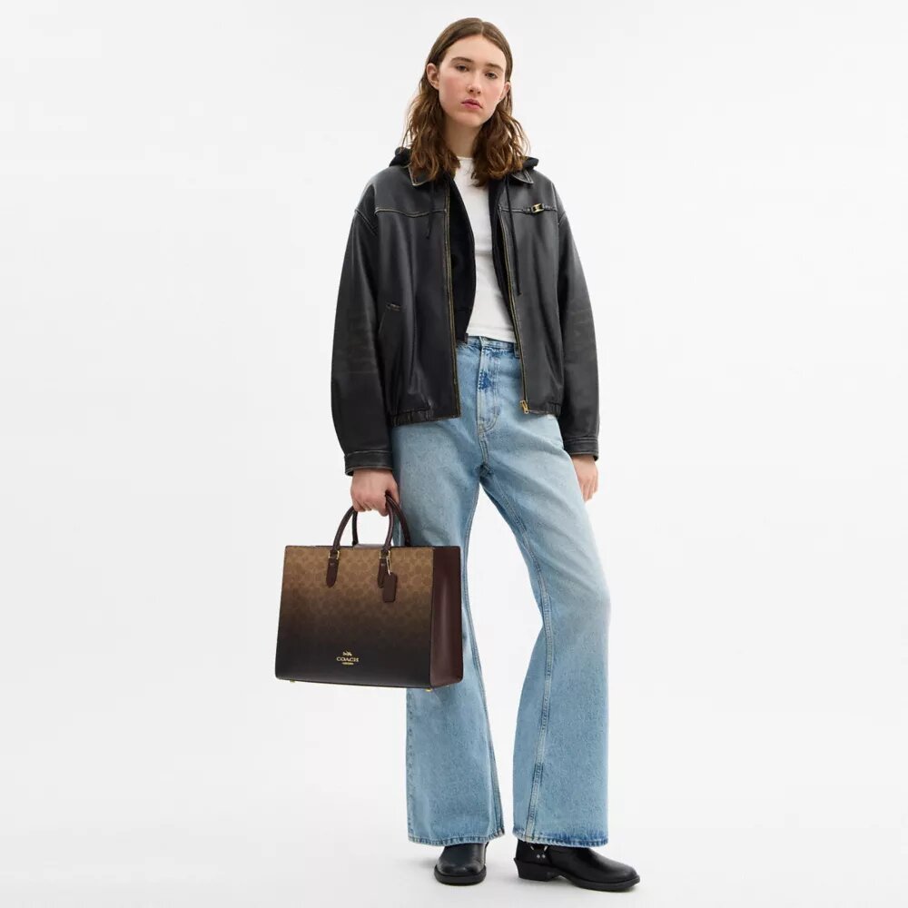 Maggie Tote bag van Ombre Signature Canvas