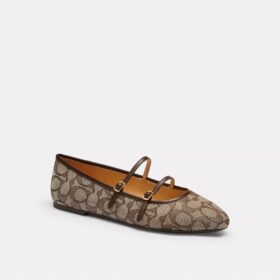 Mary Janes met dubbele gesp in kenmerkend jacquard
