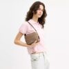 Mini Carey Crossbodytas van Signature Canvas