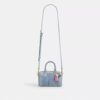Mini Rowan-crossbodytas in ‘Loved Denim’ met bedels
