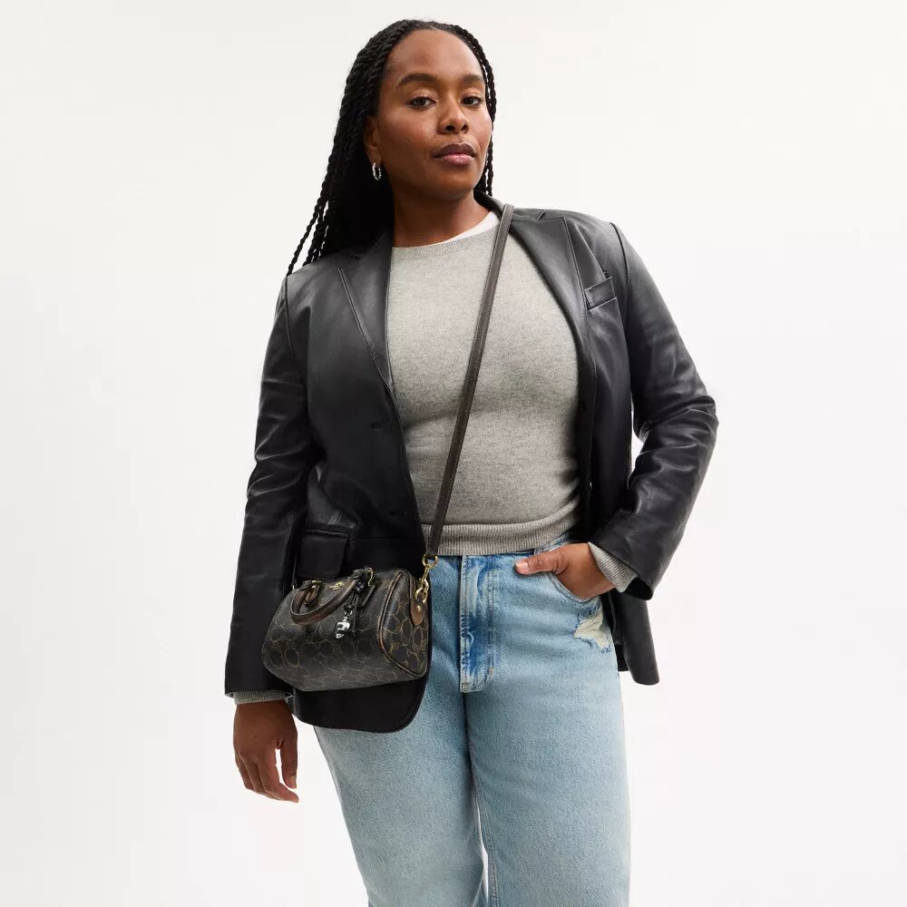 Mini Rowan-crossbodytas van ‘Loved’ Signature Canvas met bedels