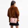 Mollie Tote bag 25 inch van Signature Canvas met bedeltjes