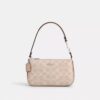 Nolita 19 in 'Blocked Signature'-Canvas