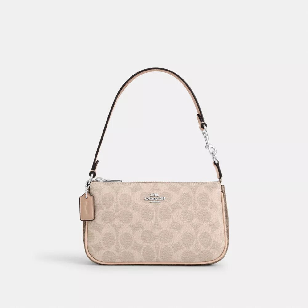 Nolita 19 in 'Blocked Signature'-Canvas