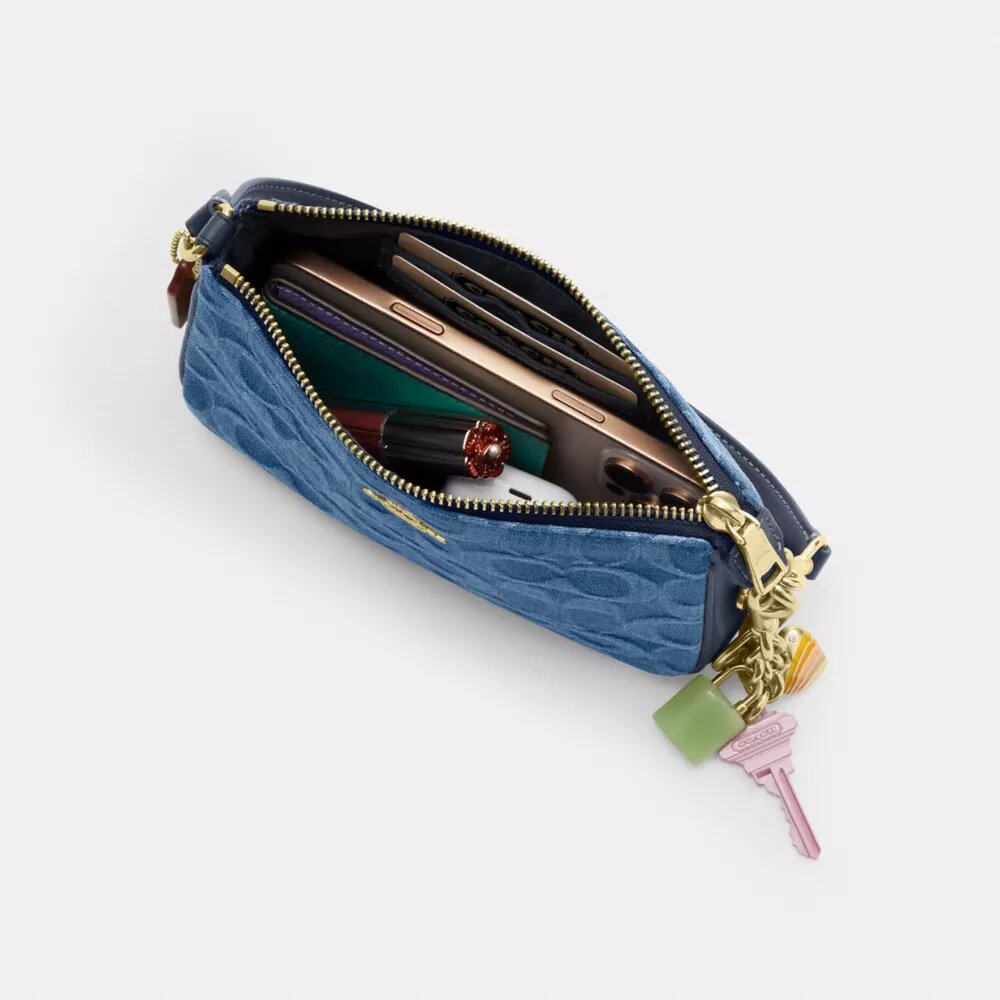 Nolita 19 in Signature-denim