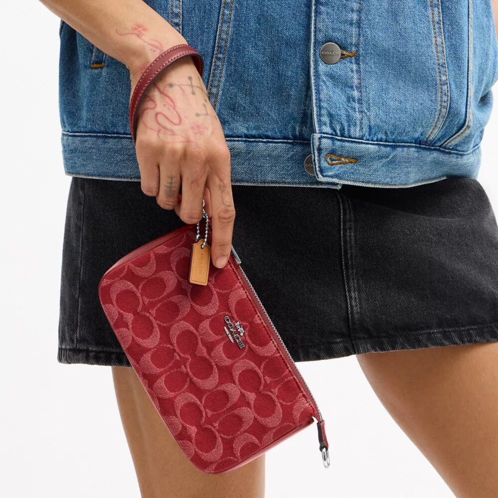 Nolita 19 in Signature-denim